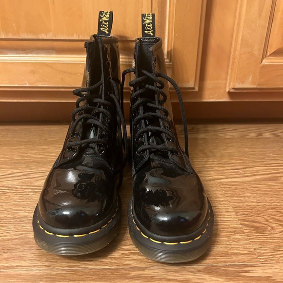 Dr. Martens black Airwair with bouncing soles combat boots size 6! - Picture 7 of 7